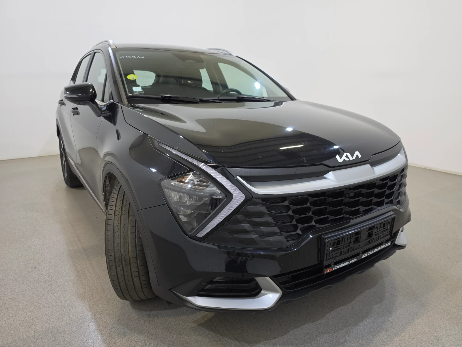 Kia Sportage 1.6 CRDi MHEV Auto Камера/ Нави | Auto.bg — изображение 1 Kia Sportage 1.6 CRDi MHEV Auto Камера/ Нави | Auto.bg — изображение 1