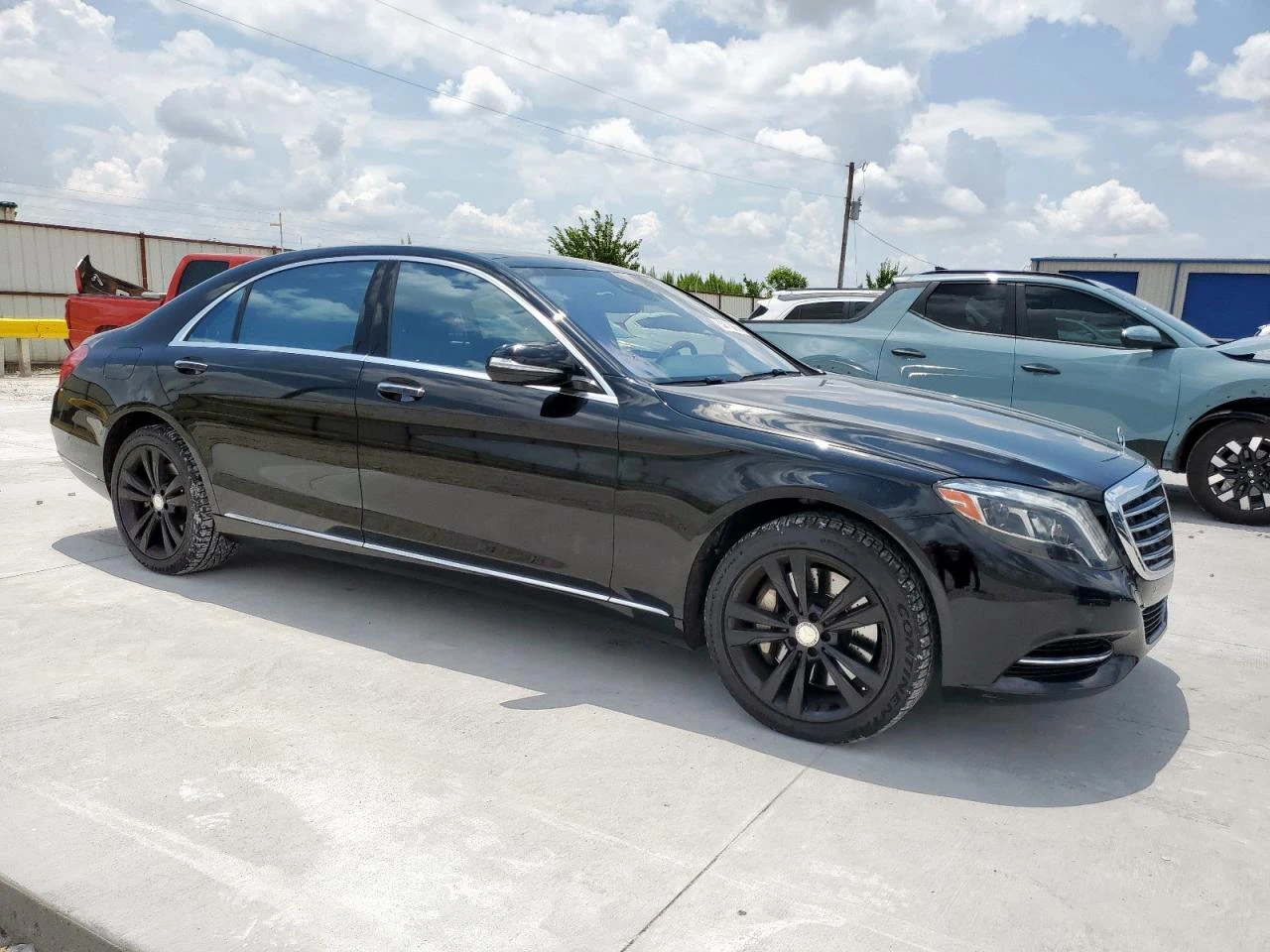 Mercedes-Benz S 500 ПОДГРЕВ* ОБДУХВАНЕ* МАСАЖ* КАМЕРА* КЕЙЛЕС - изображение 3 | Auto.bg Mercedes-Benz S 500 ПОДГРЕВ* ОБДУХВАНЕ* МАСАЖ* КАМЕРА* КЕЙЛЕС - изображение 3