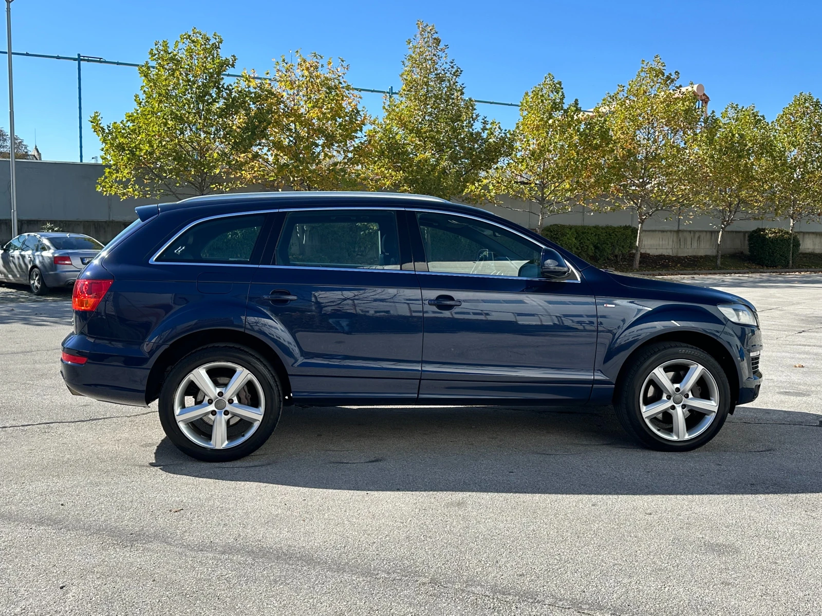 Audi Q7 S line 3.0d 239 к.с. - изображение 5 | Auto.bg Audi Q7 S line 3.0d 239 к.с. - изображение 5