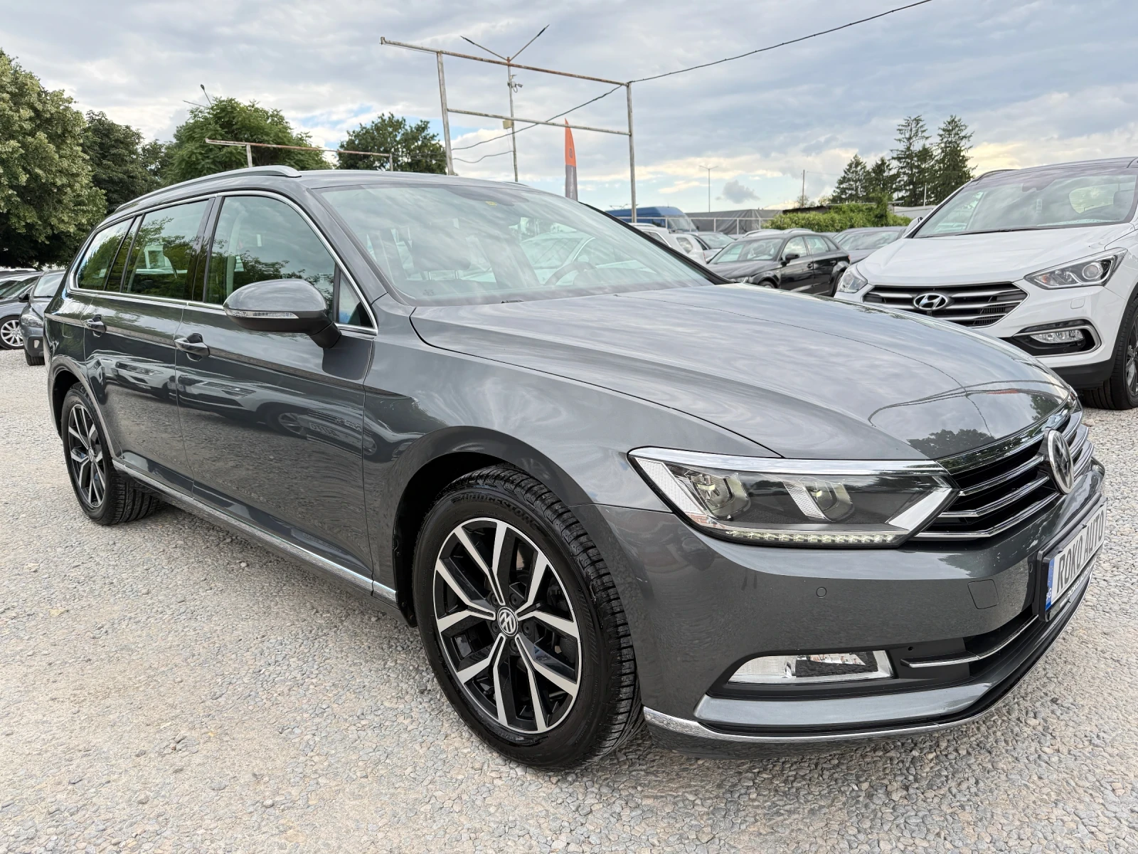 VW Passat 2.0TDI/DIGITAL/КОЖА/ПОДГРЕВ/F1/LED/DISTRONIK/ | Auto.bg — изображение 1 VW Passat 2.0TDI/DIGITAL/КОЖА/ПОДГРЕВ/F1/LED/DISTRONIK/ | Auto.bg — изображение 1