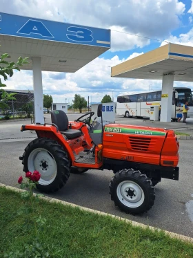 Трактор Kubota undefined | Auto.bg — изображение 3 Трактор Kubota undefined | Auto.bg — изображение 3