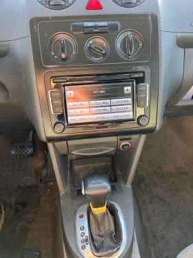 VW Caddy 1.9TDI AVTOMAT/NAVI EURO 4 - 6300 лв. / 3221.14 € - 26546369 14 | Car24.bg VW Caddy 1.9TDI AVTOMAT/NAVI EURO 4 - 6300 лв. / 3221.14 € - 26546369 14