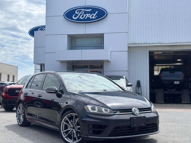 VW Golf R 4x4, ПОДГРЕВ, ПАНО, ЦЕНА ДО БГ - 18200 € / 35596.11 лв. - 32940974 1 | Car24.bg VW Golf R 4x4, ПОДГРЕВ, ПАНО, ЦЕНА ДО БГ - 18200 € / 35596.11 лв. - 32940974 1
