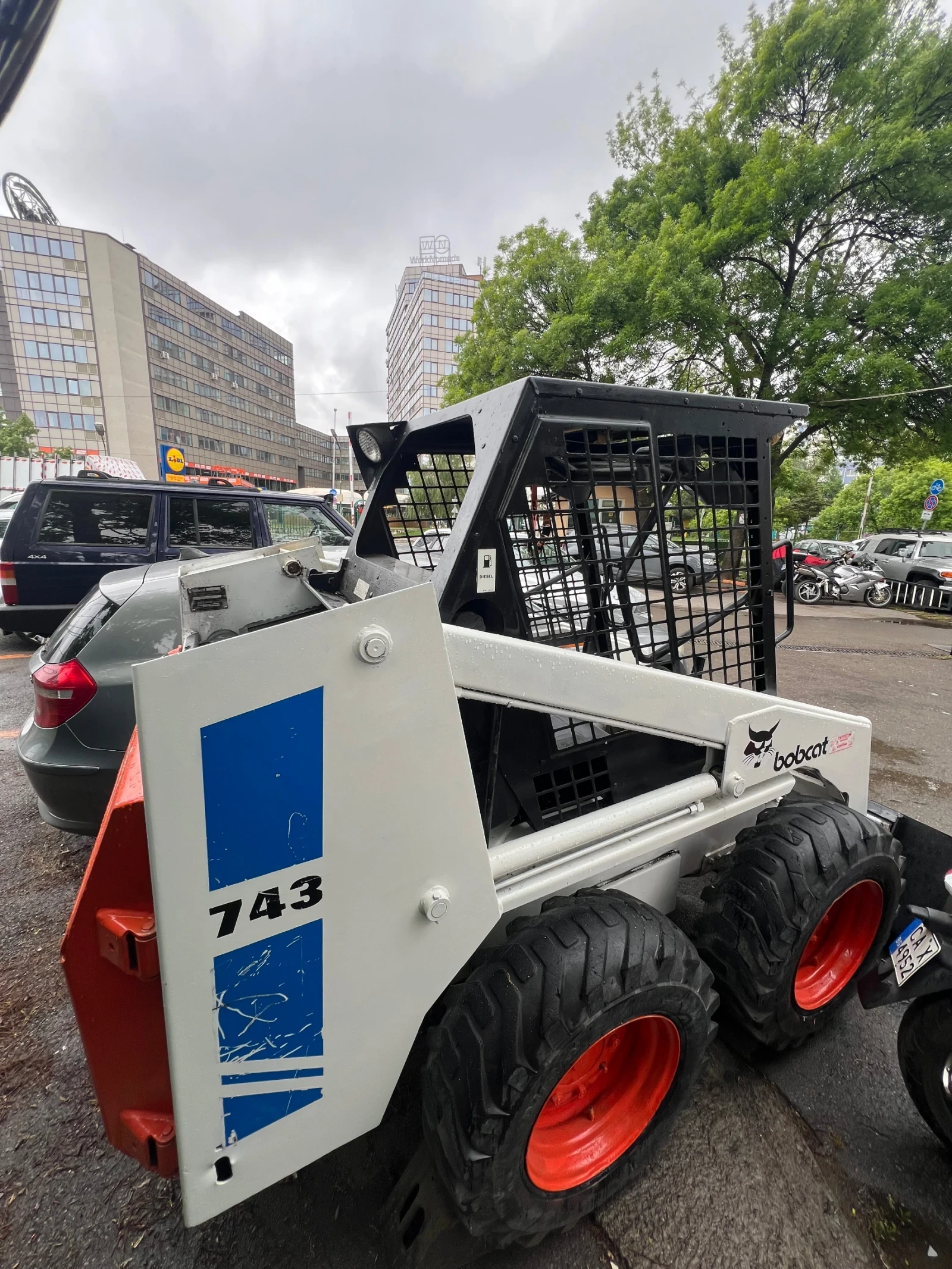Мини челни товарачи Bobcat 743 - изображение 4 | Auto.bg Мини челни товарачи Bobcat 743 - изображение 4