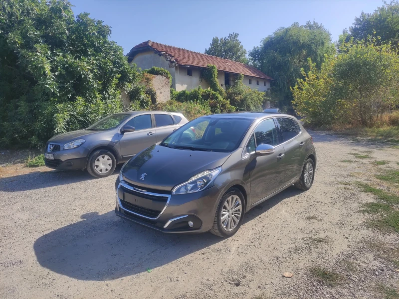 Peugeot 208 1.6hdi като нов евро6 фул екстри фул - 5490 € - 95422363 1 | Car24.bg Peugeot 208 1.6hdi като нов евро6 фул екстри фул - 5490 € - 95422363 1