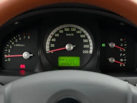 Kia Sportage 2.0i* 4x4* Кожа - 3690 € / 7217.01 лв. - 90372551 13 | Car24.bg Kia Sportage 2.0i* 4x4* Кожа - 3690 € / 7217.01 лв. - 90372551 13