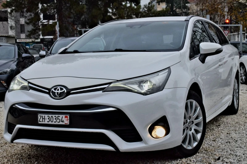 Toyota Avensis 2.0ШВЕЙЦАРИЯ-/КОЖА/НАВИ/LANE ASSIST/КАМЕРА - 9450 € / 18482.59 лв. - 43015056 1 | Car24.bg Toyota Avensis 2.0ШВЕЙЦАРИЯ-/КОЖА/НАВИ/LANE ASSIST/КАМЕРА - 9450 € / 18482.59 лв. - 43015056 1