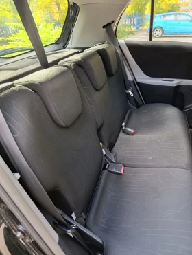 Toyota Yaris undefined | Auto.bg — изображение 10 Toyota Yaris undefined | Auto.bg — изображение 10