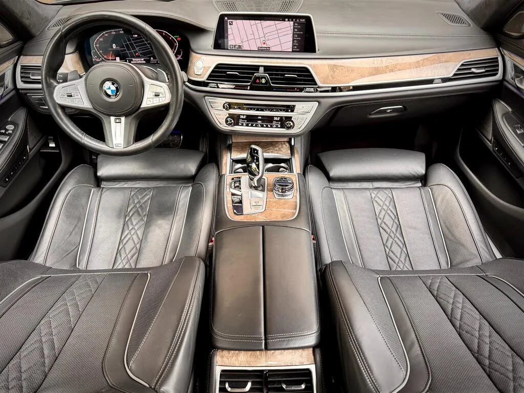 BMW 750 XDRIVE * CARBON CORE * LASER * MASSAGE * 360 - изображение 9 | Auto.bg BMW 750 XDRIVE * CARBON CORE * LASER * MASSAGE * 360 - изображение 9
