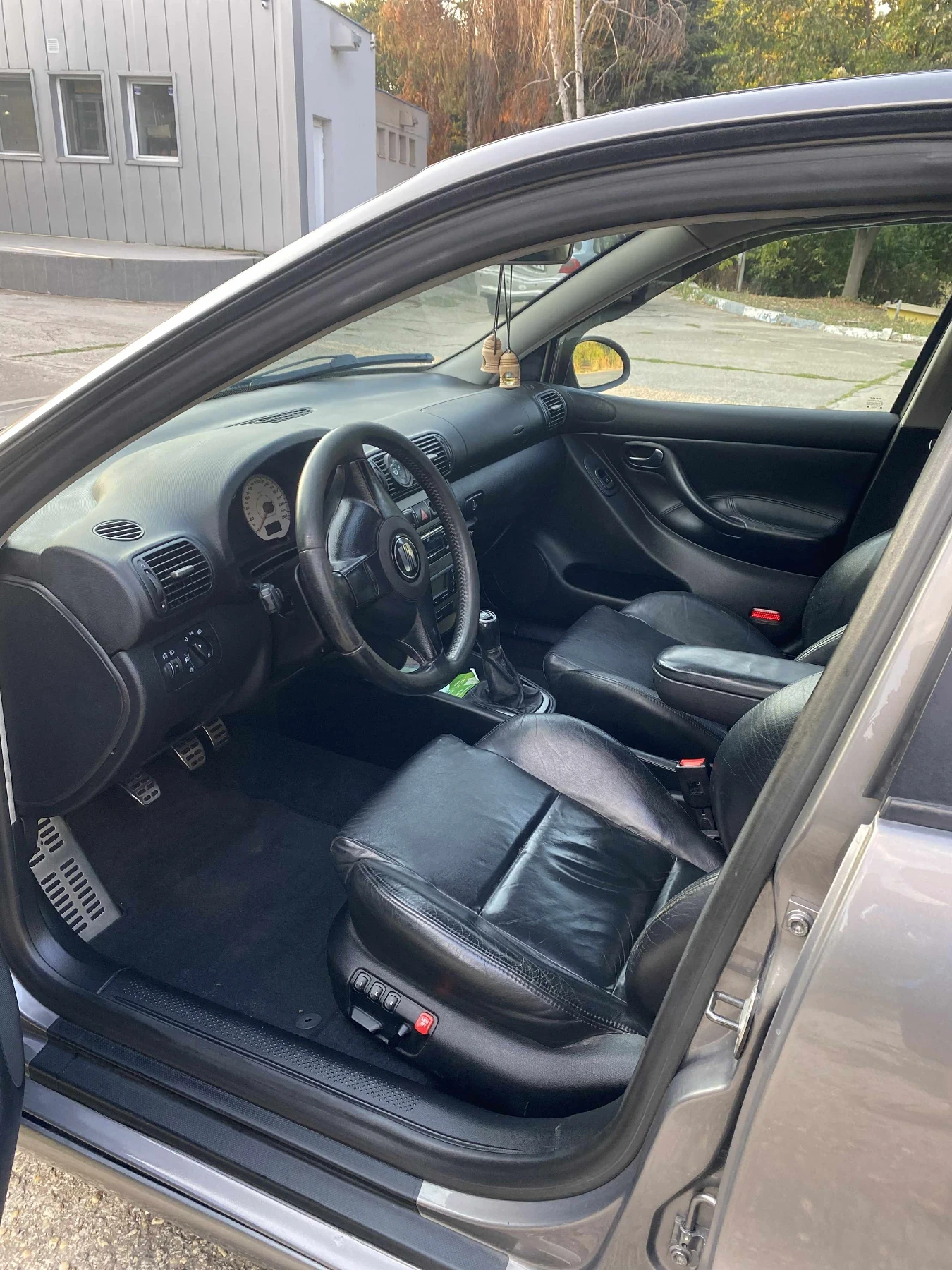 Seat Leon 1.9TDI ARL CupraR - изображение 4 | Auto.bg Seat Leon 1.9TDI ARL CupraR - изображение 4