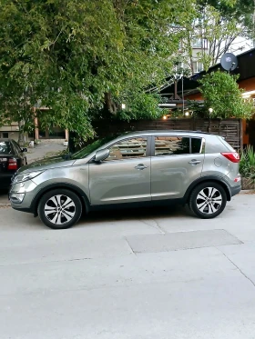 Kia Sportage 2.0.dci4?4 136к.с панорама, автомат, кожа, навигац | Auto.bg — изображение 3 Kia Sportage 2.0.dci4?4 136к.с панорама, автомат, кожа, навигац | Auto.bg — изображение 3