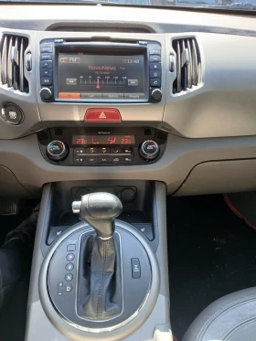 Kia Sportage 2.0.dci4?4 136к.с панорама, автомат, кожа, навигац | Auto.bg — изображение 15 Kia Sportage 2.0.dci4?4 136к.с панорама, автомат, кожа, навигац | Auto.bg — изображение 15