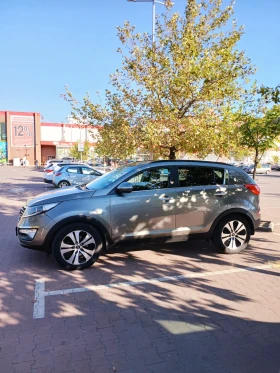Kia Sportage 2.0.dci4?4 136к.с панорама, автомат, кожа, навигац | Auto.bg — изображение 9 Kia Sportage 2.0.dci4?4 136к.с панорама, автомат, кожа, навигац | Auto.bg — изображение 9