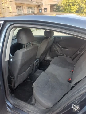 VW Passat - 2250 € / 4400.62 лв. - 91342355 8 | Car24.bg VW Passat - 2250 € / 4400.62 лв. - 91342355 8