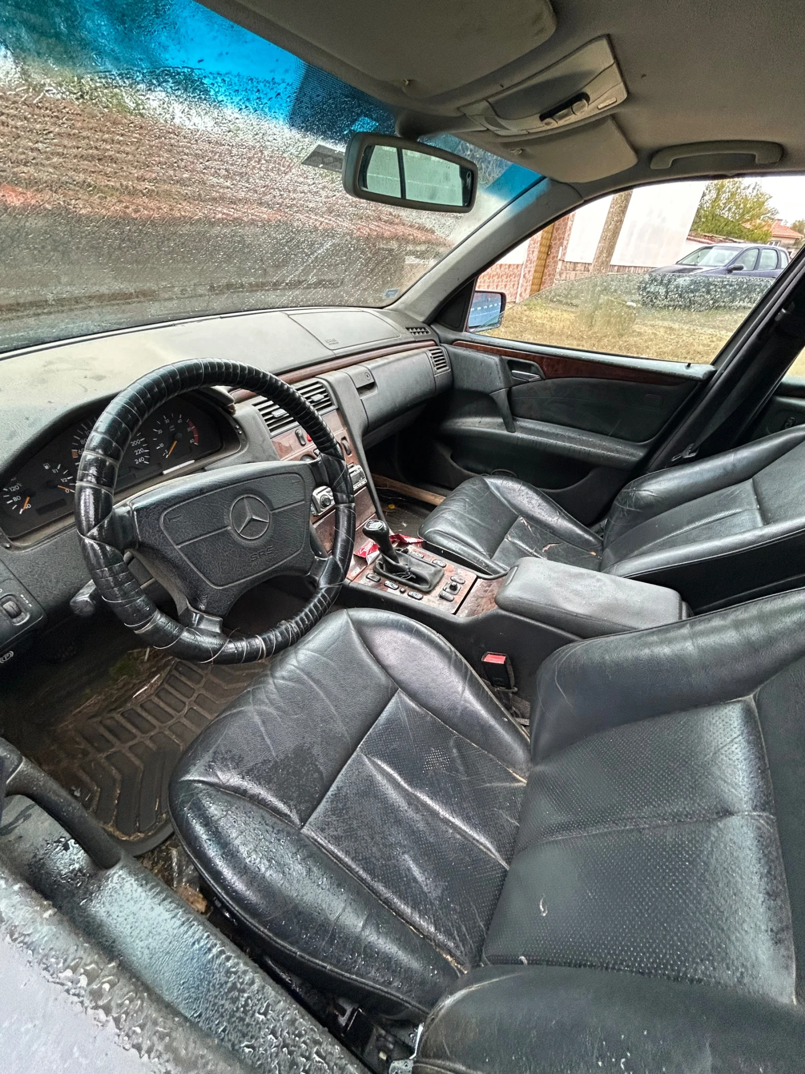 Mercedes-Benz E 200 200cdi - изображение 8 | Auto.bg Mercedes-Benz E 200 200cdi - изображение 8