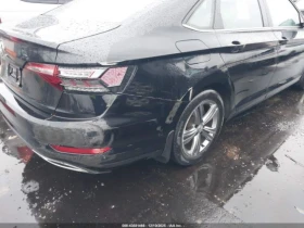 VW Jetta R-line* Keyless* Камера* Blind s.* - 8500 € / 16624.56 лв. - 13994068 8 | Car24.bg VW Jetta R-line* Keyless* Камера* Blind s.* - 8500 € / 16624.56 лв. - 13994068 8