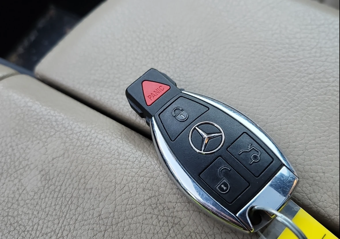 Mercedes-Benz GL 550 ПОДГРЕВИ* ОБДУХВАНЕ* ШИБИДАХ - изображение 6 | Auto.bg Mercedes-Benz GL 550 ПОДГРЕВИ* ОБДУХВАНЕ* ШИБИДАХ - изображение 6