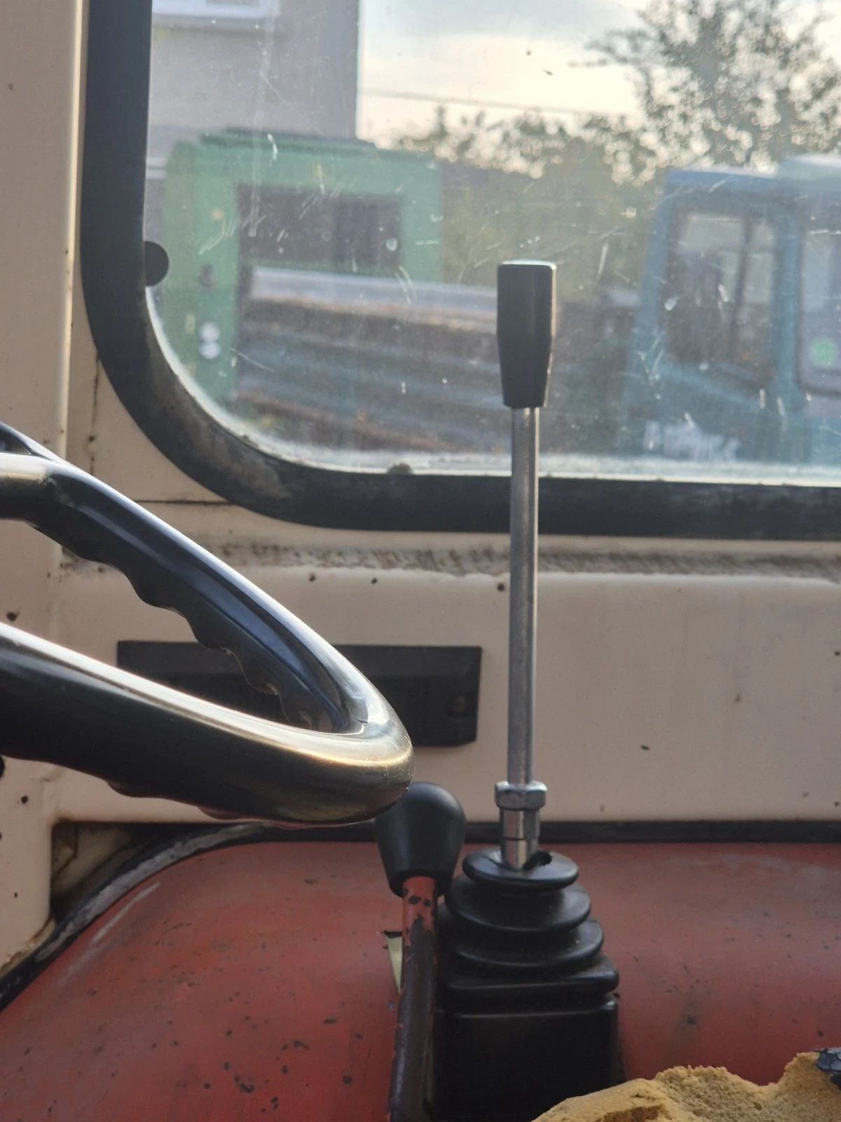 Трактор ЮМЗ  - изображение 4 | Auto.bg Трактор ЮМЗ  - изображение 4