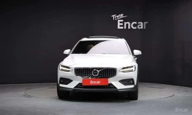 Volvo V60 * B5 Ultra AWD * ОПЦИЯ ЗА ФИНАНСИРАНЕ | Auto.bg — изображение 3 Volvo V60 * B5 Ultra AWD * ОПЦИЯ ЗА ФИНАНСИРАНЕ | Auto.bg — изображение 3