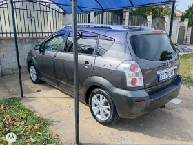 Toyota Corolla verso 2.2 дизел 136к | Auto.bg — изображение 13 Toyota Corolla verso 2.2 дизел 136к | Auto.bg — изображение 13