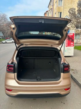 VW T-Cross R-Line | Auto.bg — изображение 4 VW T-Cross R-Line | Auto.bg — изображение 4