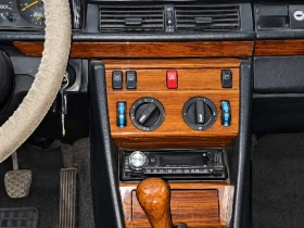 Mercedes-Benz E 250 - Car24.bg Mercedes-Benz E 250