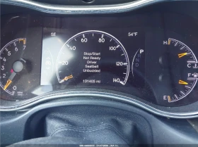 Jeep Grand cherokee OVERLAND* DISTRONIC* COOLED-SEATS* PANOROOF* CAMER - 10400 € / 20340.63 лв. - 50843596 12 | Car24.bg Jeep Grand cherokee OVERLAND* DISTRONIC* COOLED-SEATS* PANOROOF* CAMER - 10400 € / 20340.63 лв. - 50843596 12