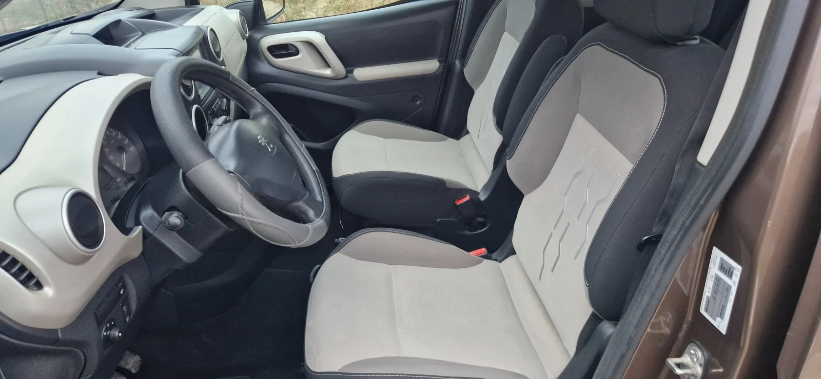 Peugeot Partner 1.6 e-HDI 92кн ТОП  - изображение 8 | Auto.bg Peugeot Partner 1.6 e-HDI 92кн ТОП  - изображение 8