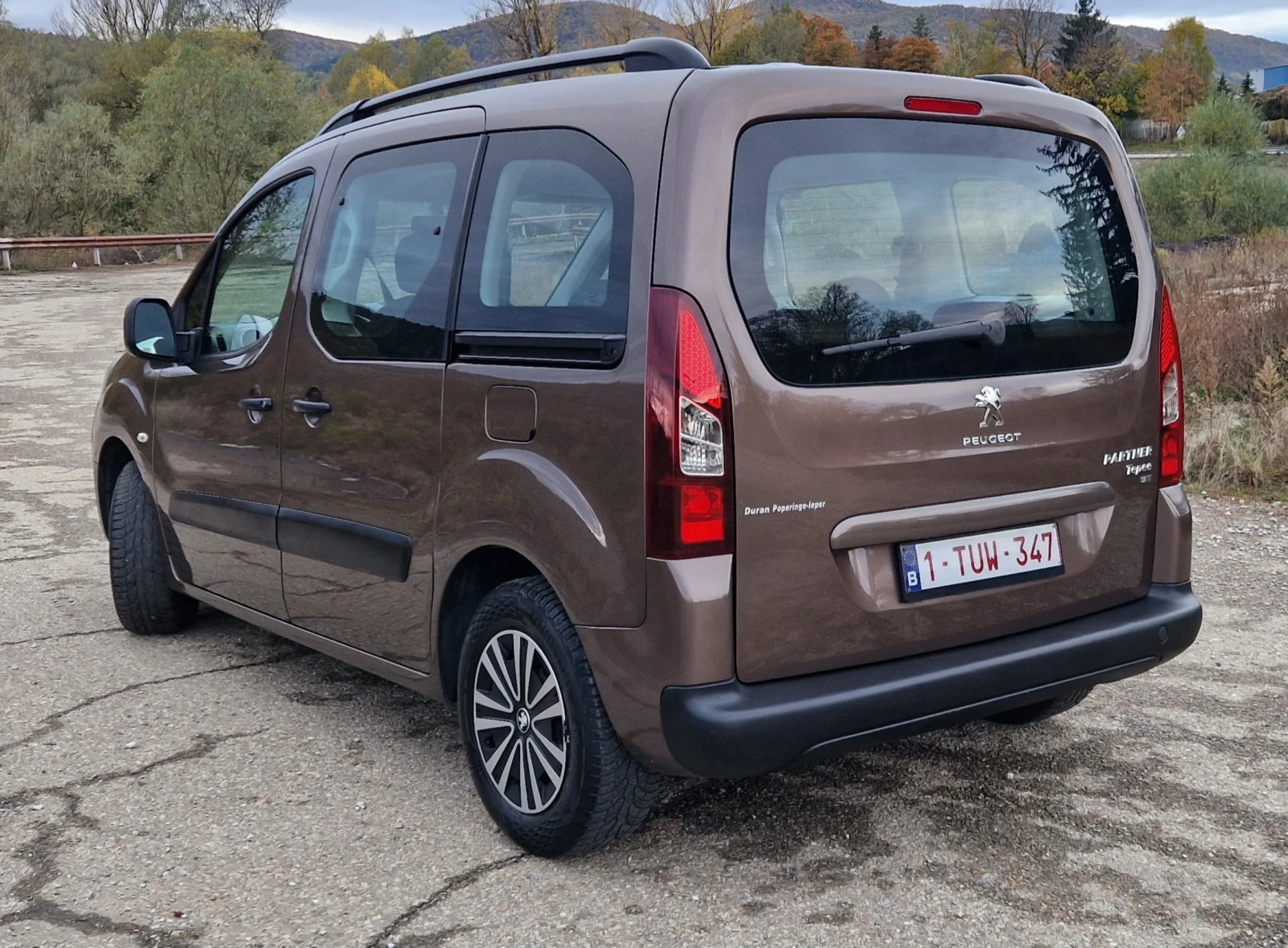 Peugeot Partner 1.6 e-HDI 92кн ТОП  - изображение 6 | Auto.bg Peugeot Partner 1.6 e-HDI 92кн ТОП  - изображение 6