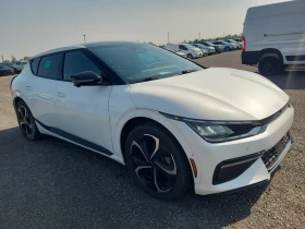 Kia EV6 LONG RANGE GT LINE 2 4D UTILIT * CARFAX | Auto.bg — изображение 2 Kia EV6 LONG RANGE GT LINE 2 4D UTILIT * CARFAX | Auto.bg — изображение 2