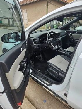 Kia Sportage 2.0 CRDI GT Line 4x4 MHEV Hibrid JBL - 18900 € - 12127903 8 | Car24.bg Kia Sportage 2.0 CRDI GT Line 4x4 MHEV Hibrid JBL - 18900 € - 12127903 8