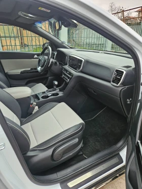 Kia Sportage 2.0 CRDI GT Line 4x4 MHEV Hibrid JBL - 18900 € - 12127903 6 | Car24.bg Kia Sportage 2.0 CRDI GT Line 4x4 MHEV Hibrid JBL - 18900 € - 12127903 6