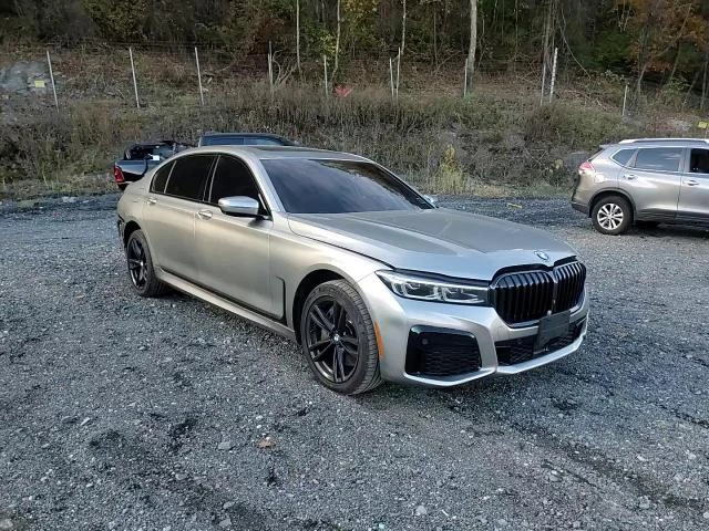 BMW 750 4.4L 8 All wheel drive - 61800 лв. / 31597.84 € - 62502997 1 | Car24.bg BMW 750 4.4L 8 All wheel drive - 61800 лв. / 31597.84 € - 62502997 1