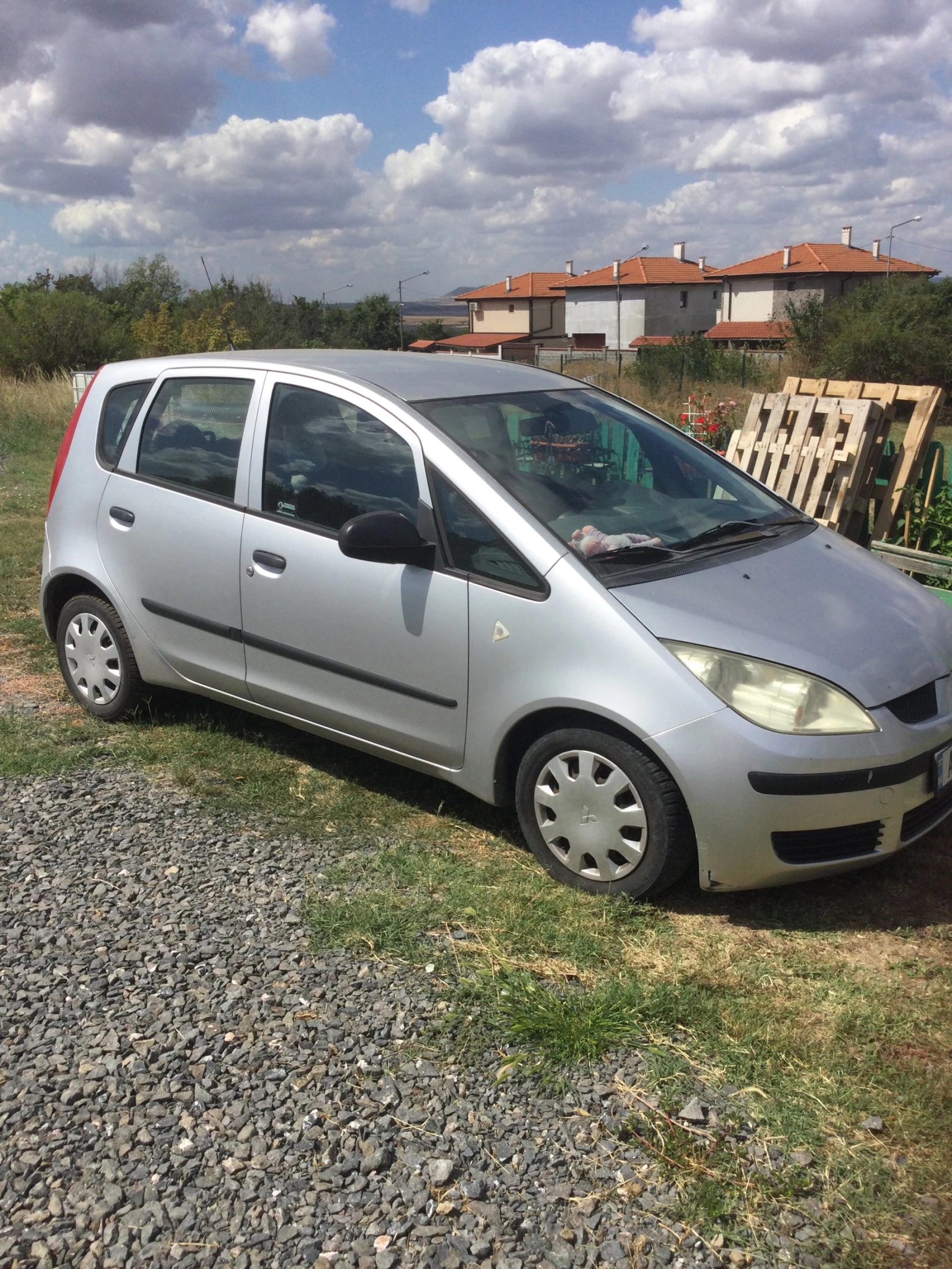 Mitsubishi Colt undefined | Auto.bg — изображение 1 Mitsubishi Colt undefined | Auto.bg — изображение 1