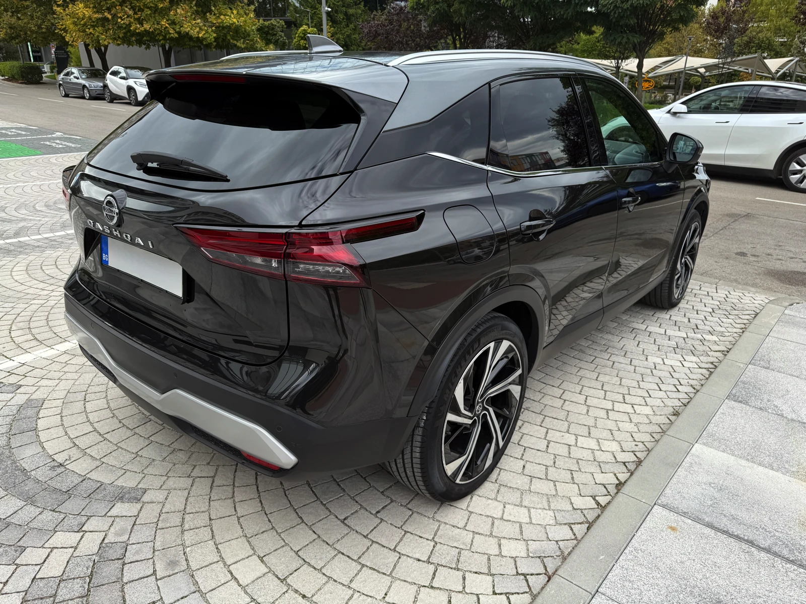 Nissan Qashqai 4x4 Tekna+ в гаранция - изображение 3 | Auto.bg Nissan Qashqai 4x4 Tekna+ в гаранция - изображение 3