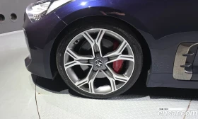 Kia Stinger 3.3 Turbo AWD Masters | Auto.bg — изображение 5 Kia Stinger 3.3 Turbo AWD Masters | Auto.bg — изображение 5