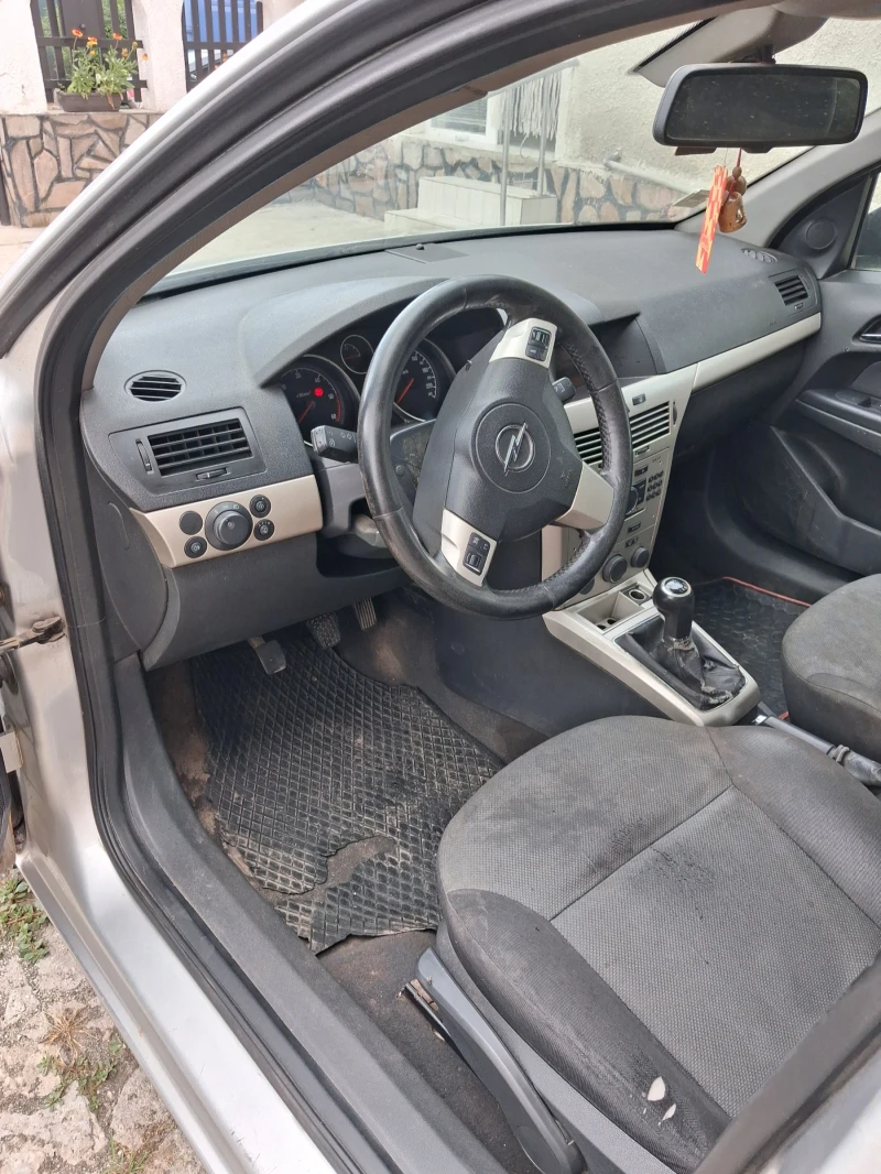Opel Astra - 1300 € / 2542.58 лв. - 58837995 1 | Car24.bg Opel Astra - 1300 € / 2542.58 лв. - 58837995 1