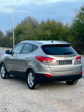 Hyundai IX35 2.0I - 17400 лв. / 8896.48 € - 47906170 4 | Car24.bg Hyundai IX35 2.0I - 17400 лв. / 8896.48 € - 47906170 4