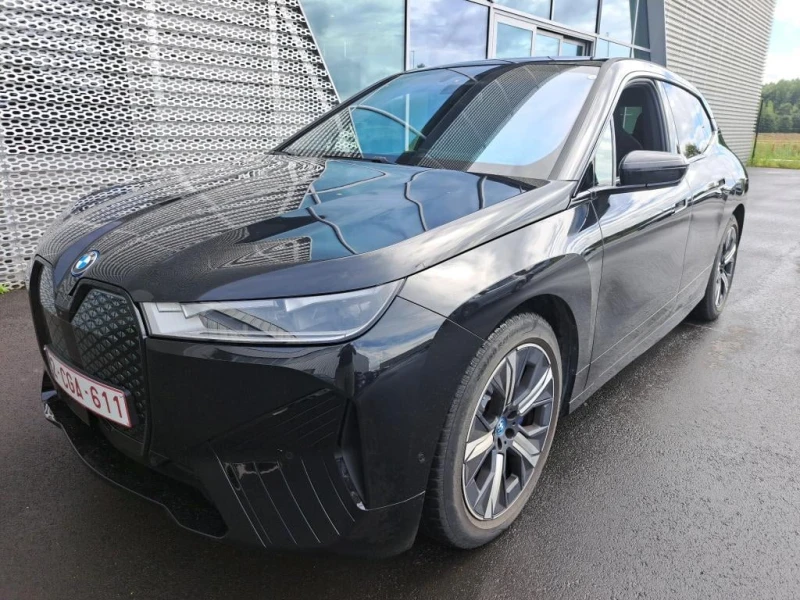 BMW iX xDrive40 LED Navi Leather 98%SoH - 41195 € - 16261862 1 | Car24.bg BMW iX xDrive40 LED Navi Leather 98%SoH - 41195 € - 16261862 1