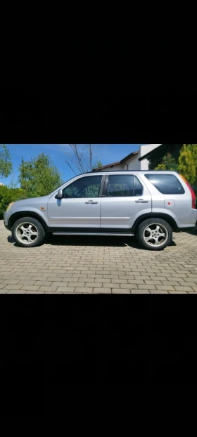 Honda Cr-v 2.0 газ -бензин 4* 4 - 3600 € / 7040.99 лв. - 15609259 5 | Car24.bg Honda Cr-v 2.0 газ -бензин 4* 4 - 3600 € / 7040.99 лв. - 15609259 5