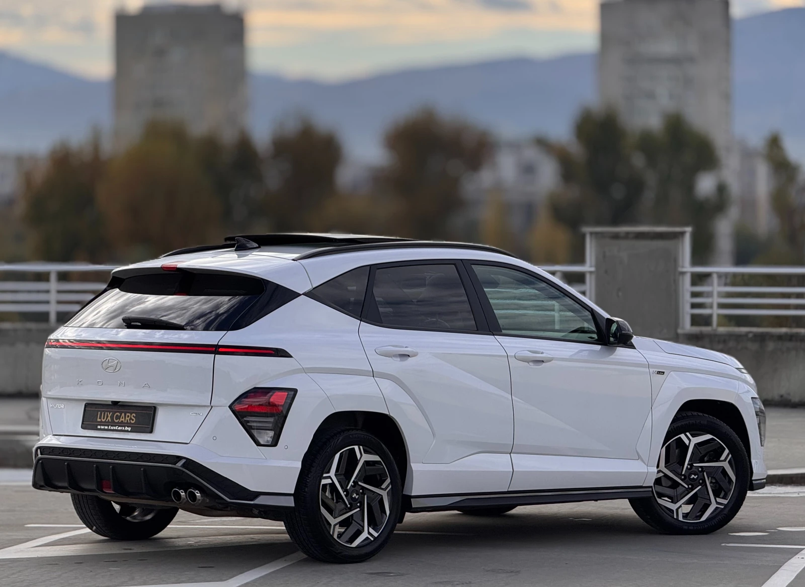 Hyundai Kona -N-line-Full-4x4-Keyless-Distronic-Cam360-Ambient- - изображение 2 | Auto.bg Hyundai Kona -N-line-Full-4x4-Keyless-Distronic-Cam360-Ambient- - изображение 2