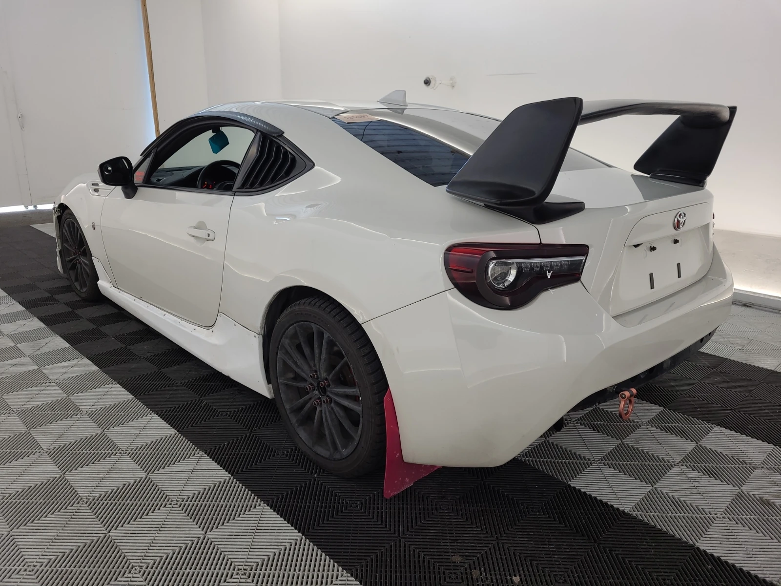 Toyota GR86 * CARFAX * БЕЗ ПЪРВОНАЧАЛНА ВНОСКА - изображение 6 | Auto.bg Toyota GR86 * CARFAX * БЕЗ ПЪРВОНАЧАЛНА ВНОСКА - изображение 6