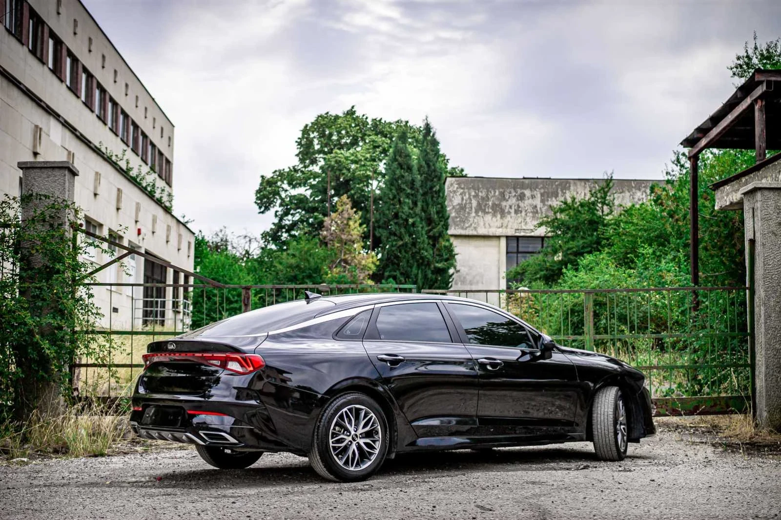 Kia K5 Kia K5 LPI само на пропан бутан(газ) фулл екстри - изображение 5 | Auto.bg Kia K5 Kia K5 LPI само на пропан бутан(газ) фулл екстри - изображение 5