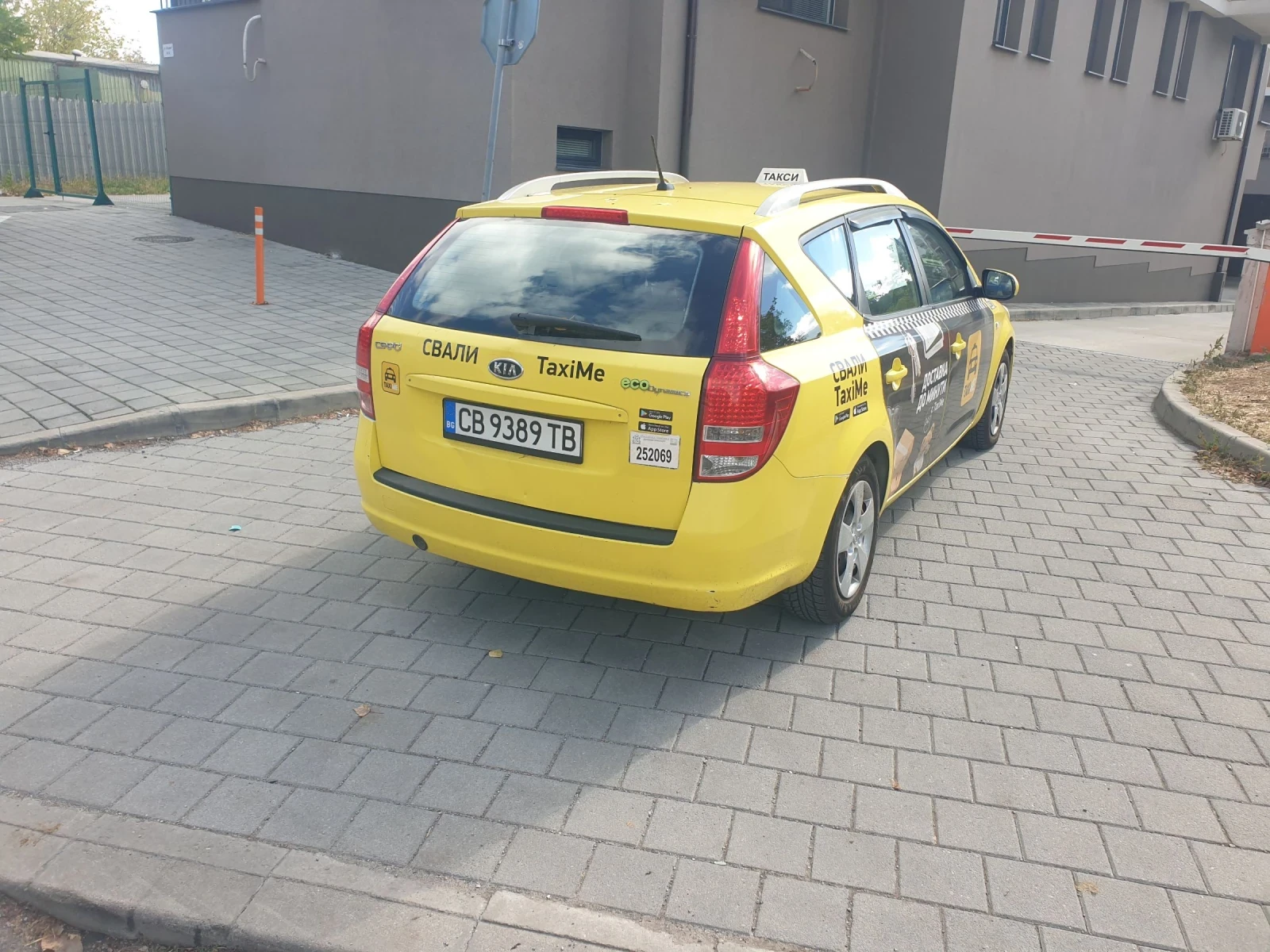 Kia Ceed  1 6 газ 5999 може лизинг със 2000 - изображение 4 | Auto.bg Kia Ceed  1 6 газ 5999 може лизинг със 2000 - изображение 4