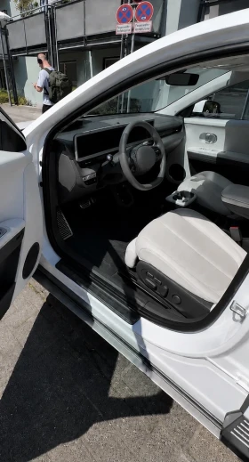 Hyundai Ioniq 5 Hyundai Ionik 5 UNIQ 306 к.с. 4х4 ГАРАНЦИОНЕН | Auto.bg — изображение 3 Hyundai Ioniq 5 Hyundai Ionik 5 UNIQ 306 к.с. 4х4 ГАРАНЦИОНЕН | Auto.bg — изображение 3