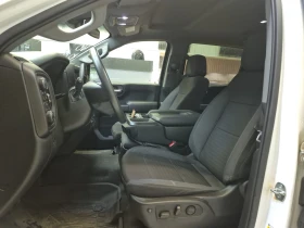 Chevrolet Silverado CUSTOM CREW CAB STD BED 4cyl | Auto.bg — изображение 5 Chevrolet Silverado CUSTOM CREW CAB STD BED 4cyl | Auto.bg — изображение 5