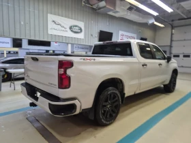 Chevrolet Silverado CUSTOM CREW CAB STD BED 4cyl | Auto.bg — изображение 17 Chevrolet Silverado CUSTOM CREW CAB STD BED 4cyl | Auto.bg — изображение 17