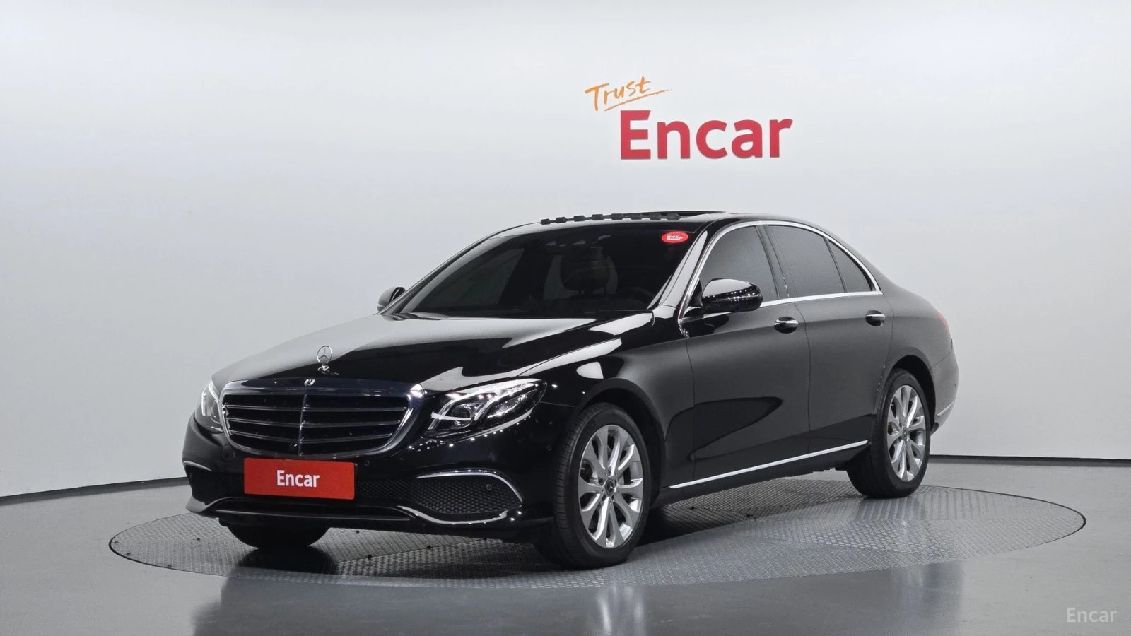 Mercedes-Benz E 300 Digital/Analog| MULTIBEAM LED HEADLIGHTS | Auto.bg — изображение 1 Mercedes-Benz E 300 Digital/Analog| MULTIBEAM LED HEADLIGHTS | Auto.bg — изображение 1