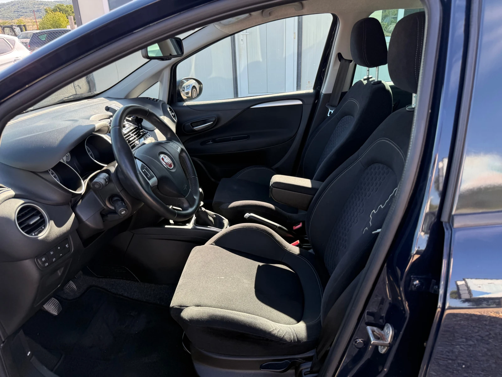 Fiat Punto 0.9i/SPORT/EURO6 - изображение 7 | Auto.bg Fiat Punto 0.9i/SPORT/EURO6 - изображение 7