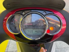Piaggio Beverly 300 | Auto.bg — изображение 11 Piaggio Beverly 300 | Auto.bg — изображение 11
